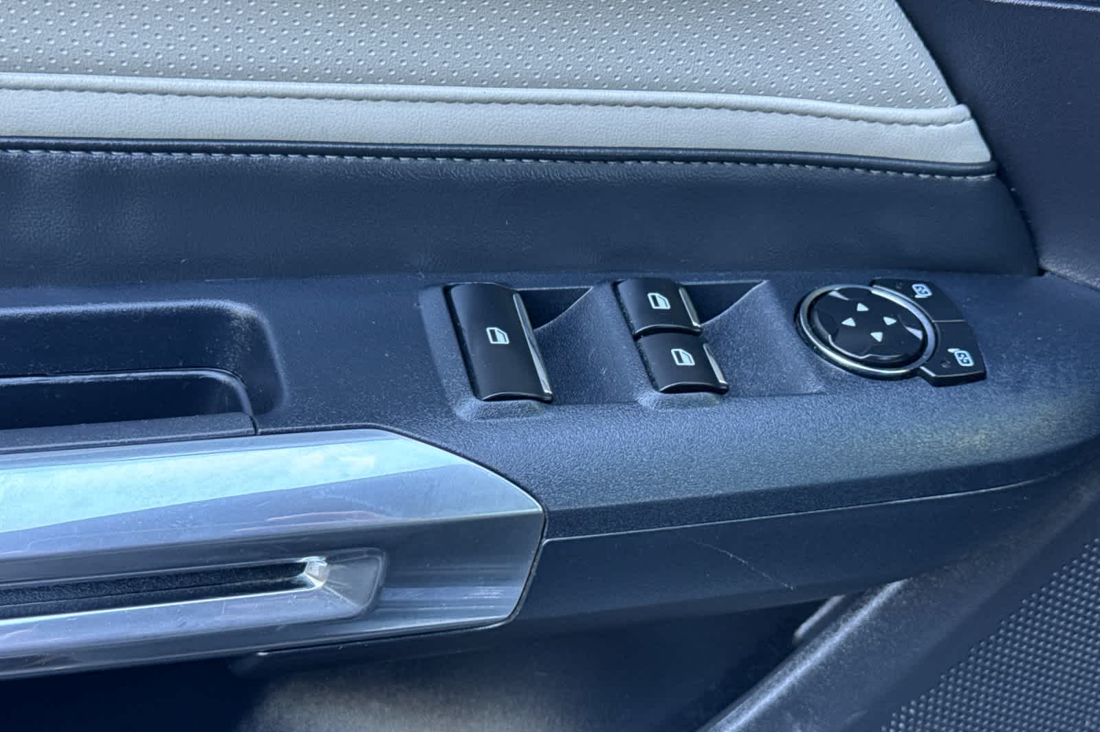 Thumbnail: 2024 Ford Mustang - 13