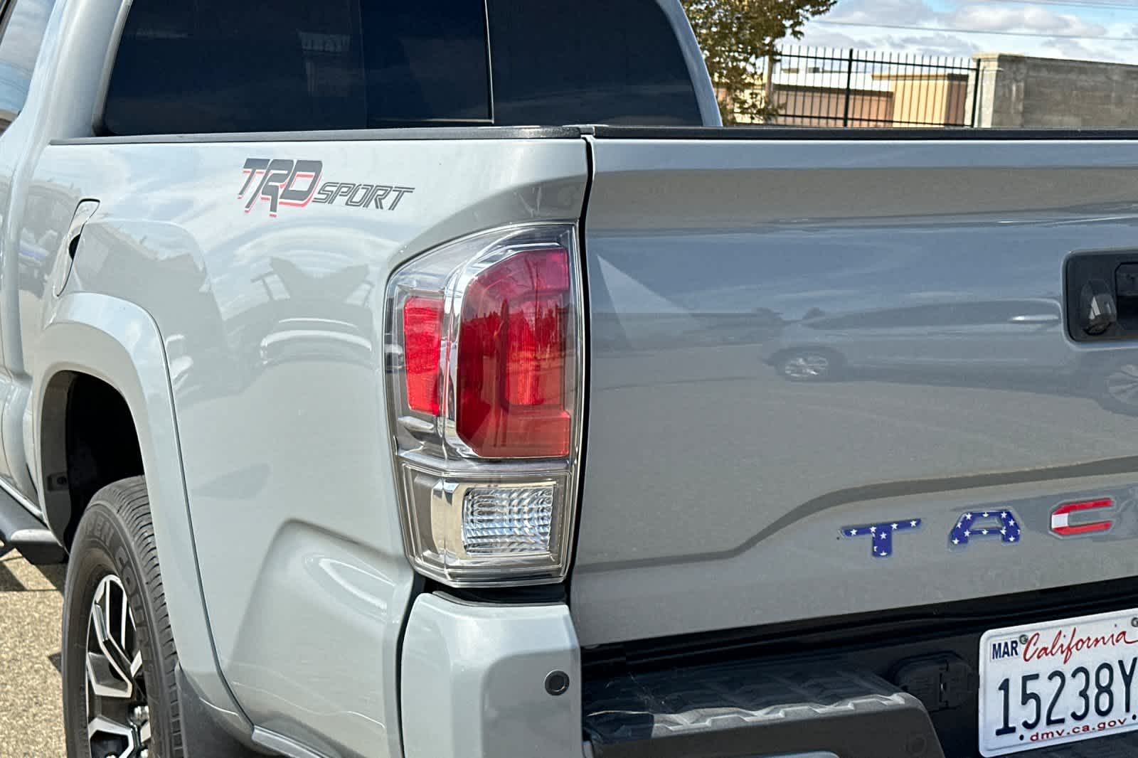 Thumbnail: 2020 Toyota Tacoma - 15