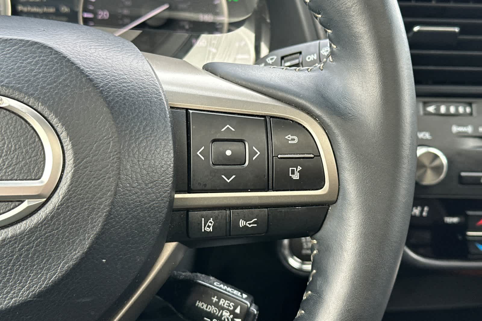 Thumbnail: 2017 Lexus RX - 28