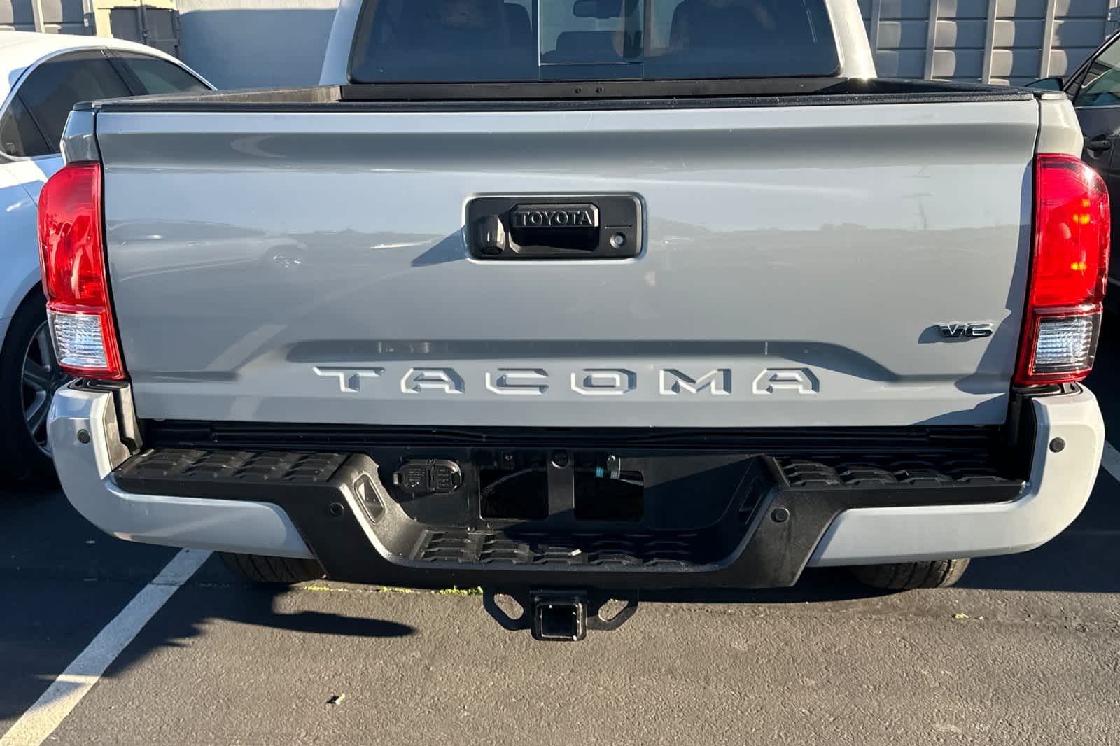 Thumbnail: 2019 Toyota Tacoma - 16