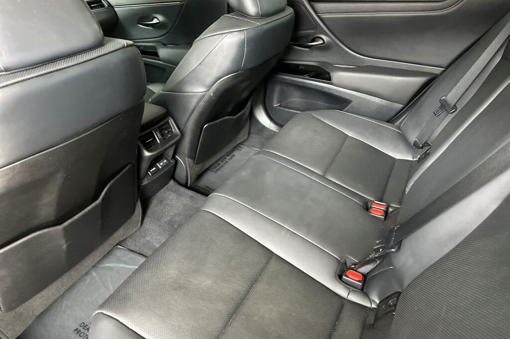 Certified 2023 Lexus ES Sedan