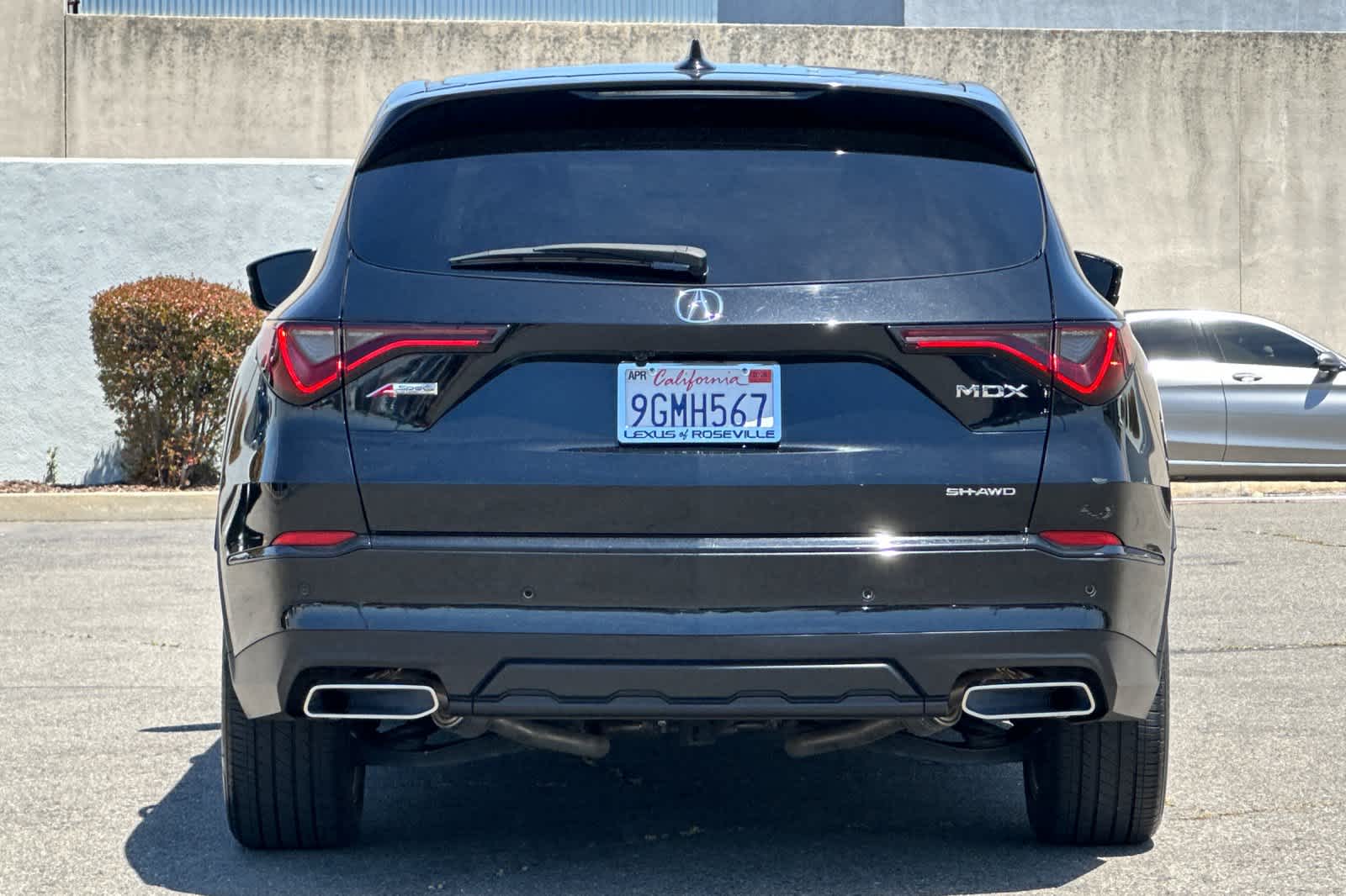 Thumbnail: 2023 Acura MDX - 8