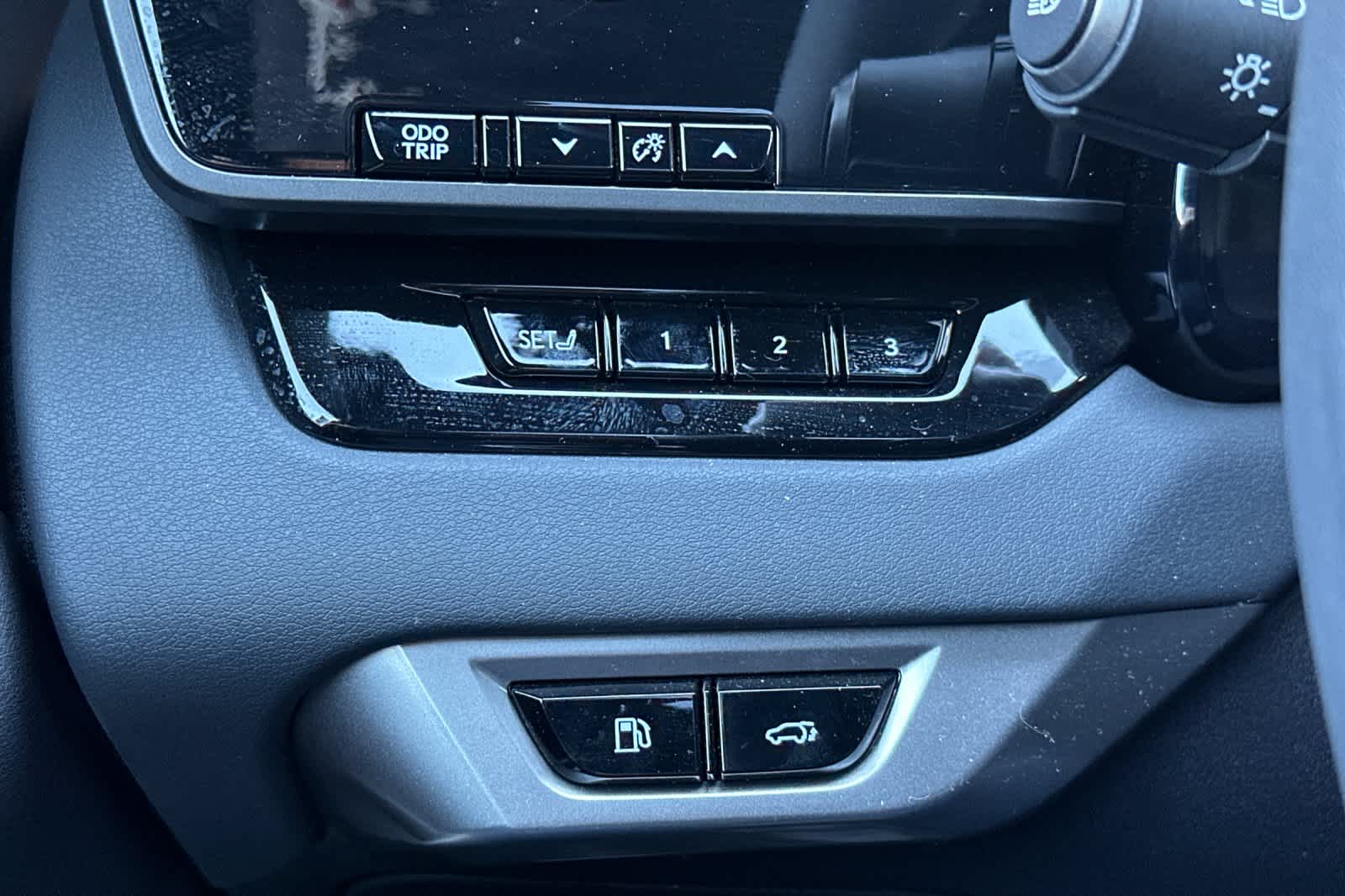 Thumbnail: 2025 Lexus RX - 31