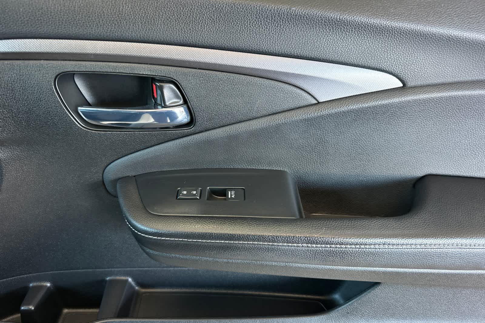 Thumbnail: 2021 Honda Ridgeline - 18