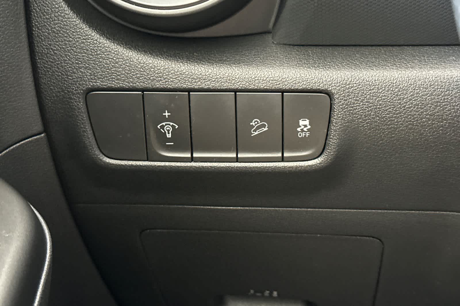 Thumbnail: 2022 Hyundai Kona - 29