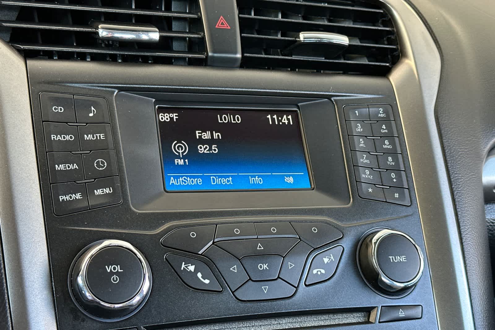 Thumbnail: 2018 Ford Fusion - 18