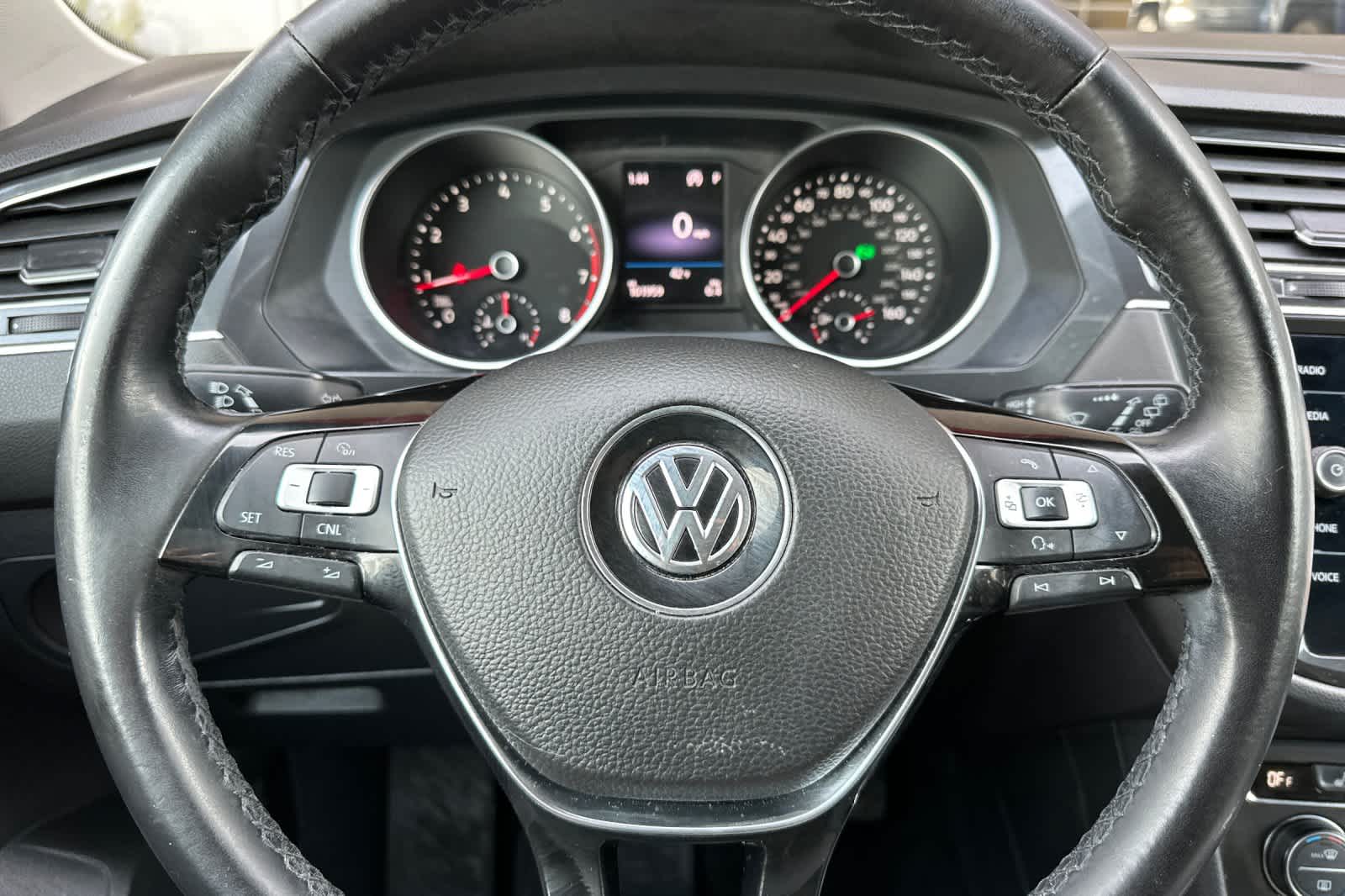 Thumbnail: 2018 Volkswagen Tiguan - 26