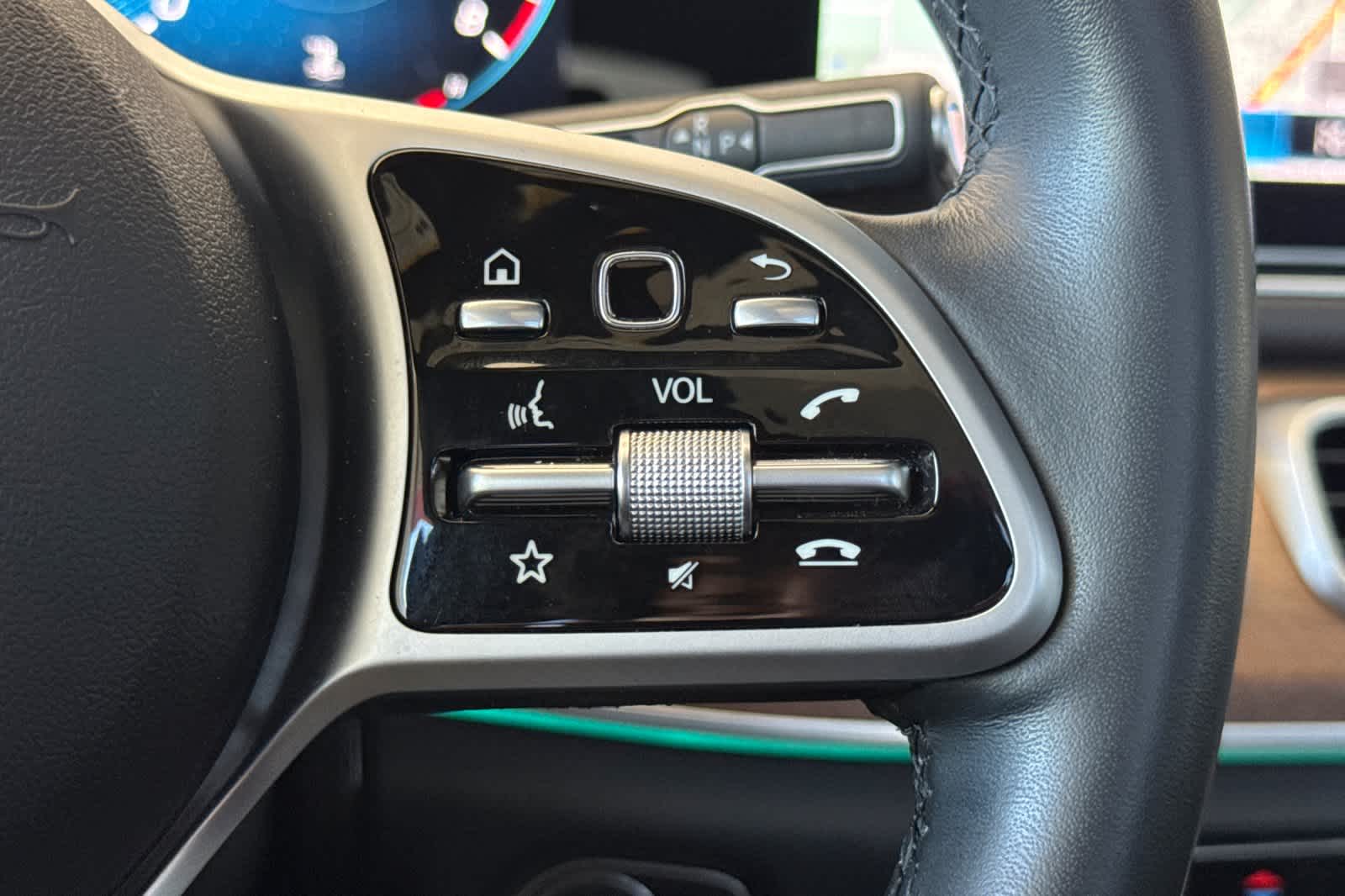 Thumbnail: 2021 Mercedes-Benz GLE - 28