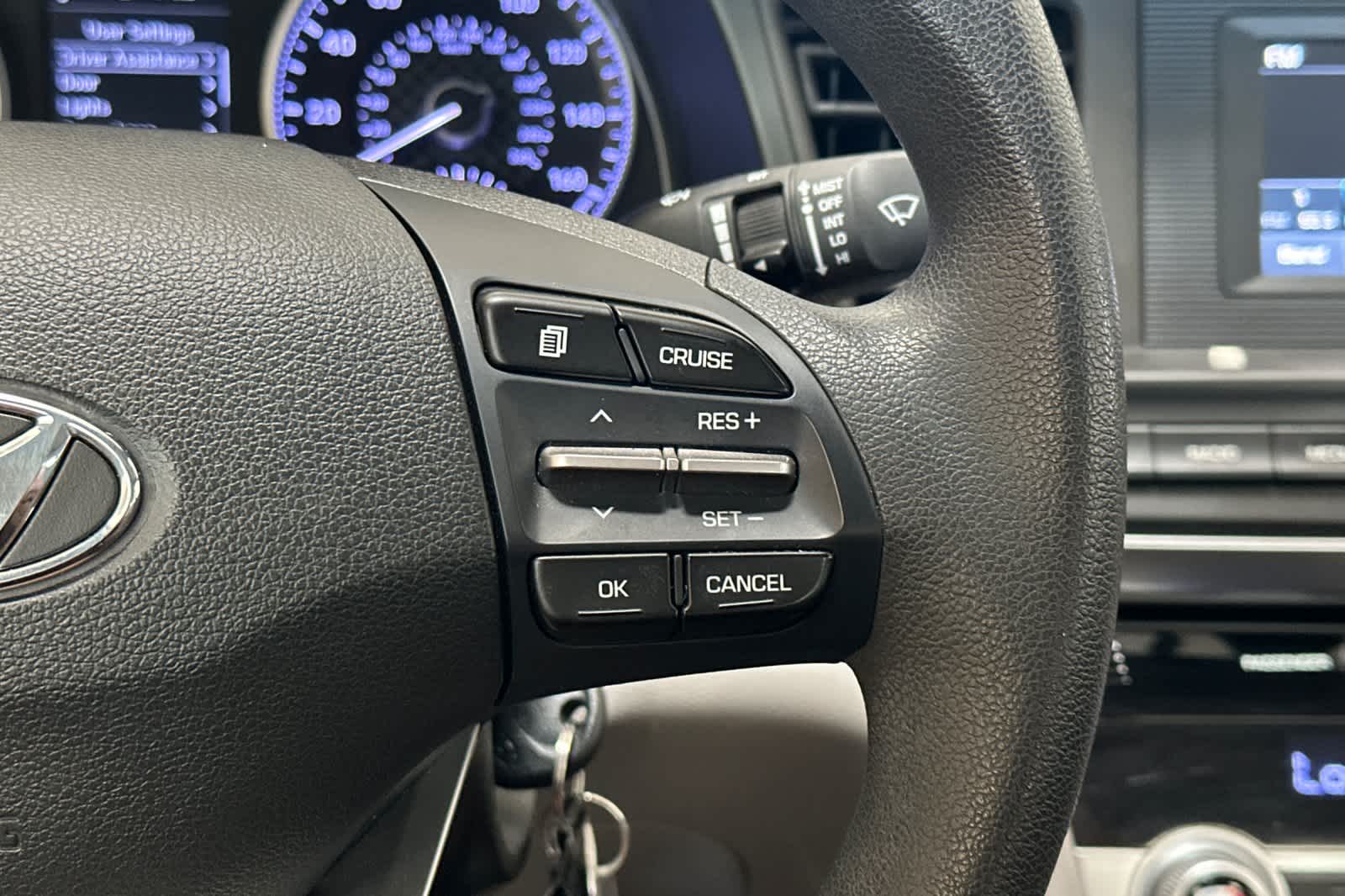 Thumbnail: 2020 Hyundai Elantra - 24