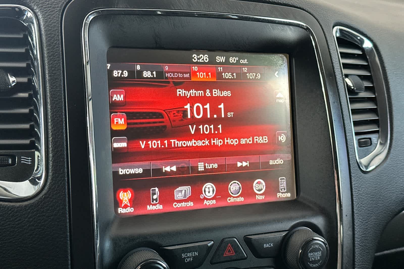 Thumbnail: 2017 Dodge Durango - 21