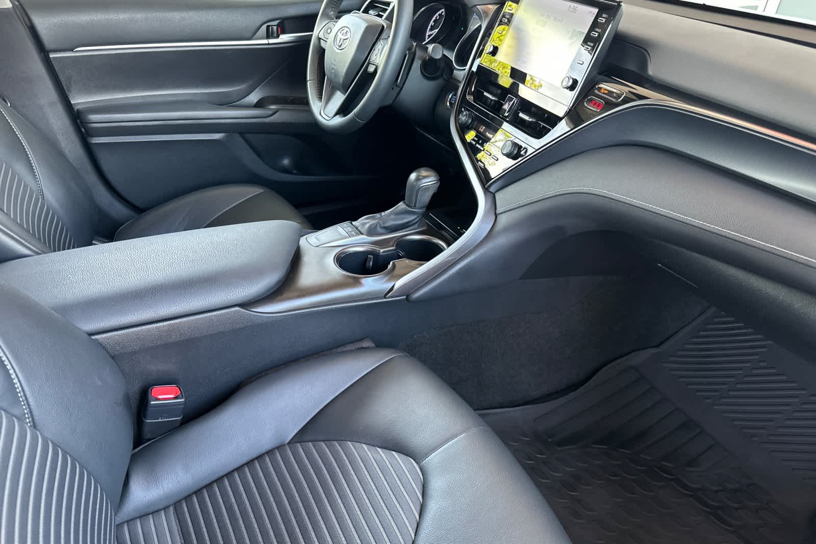 Thumbnail: 2023 Toyota Camry - 15