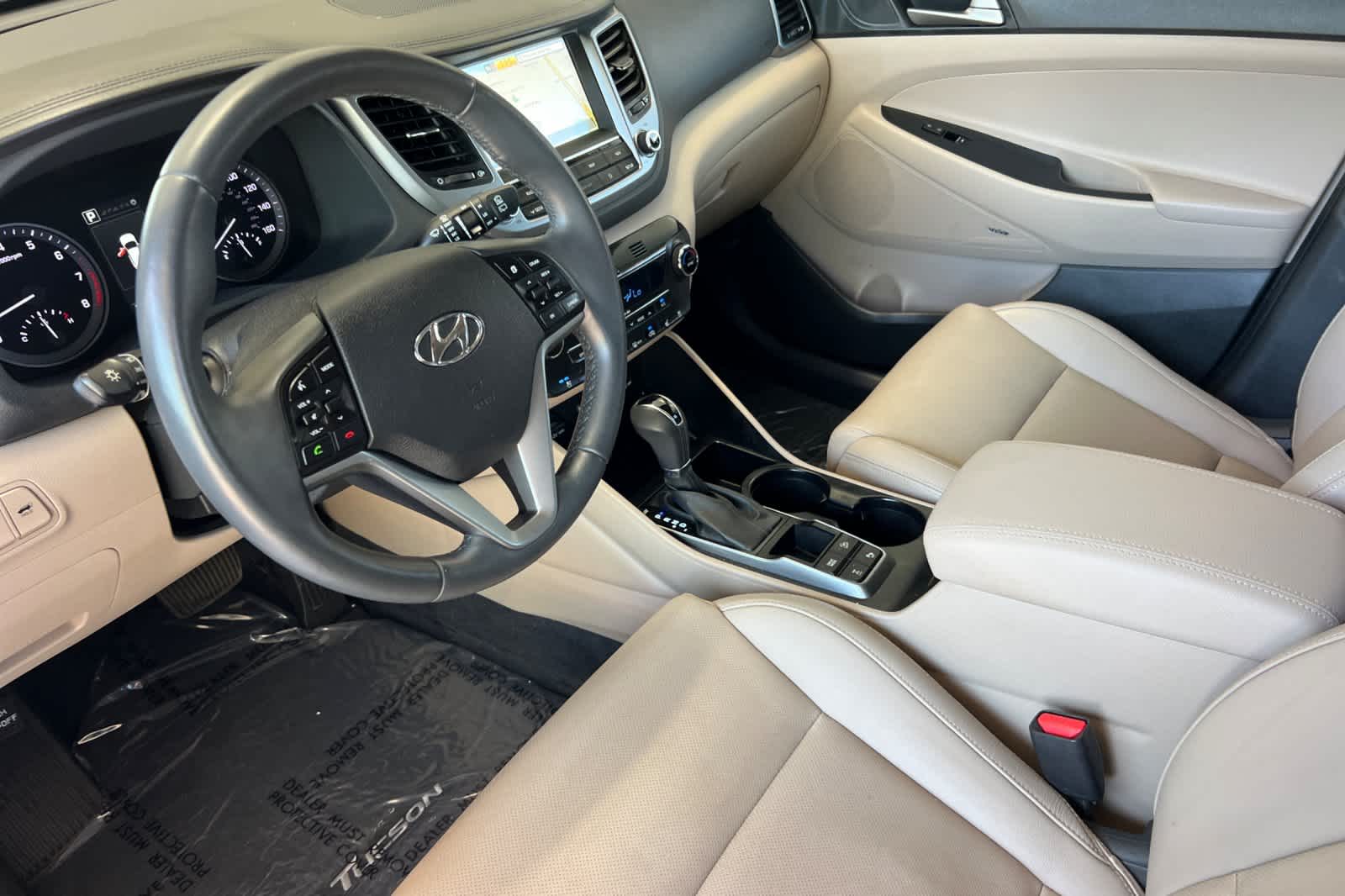 Thumbnail: 2018 Hyundai Tucson - 10