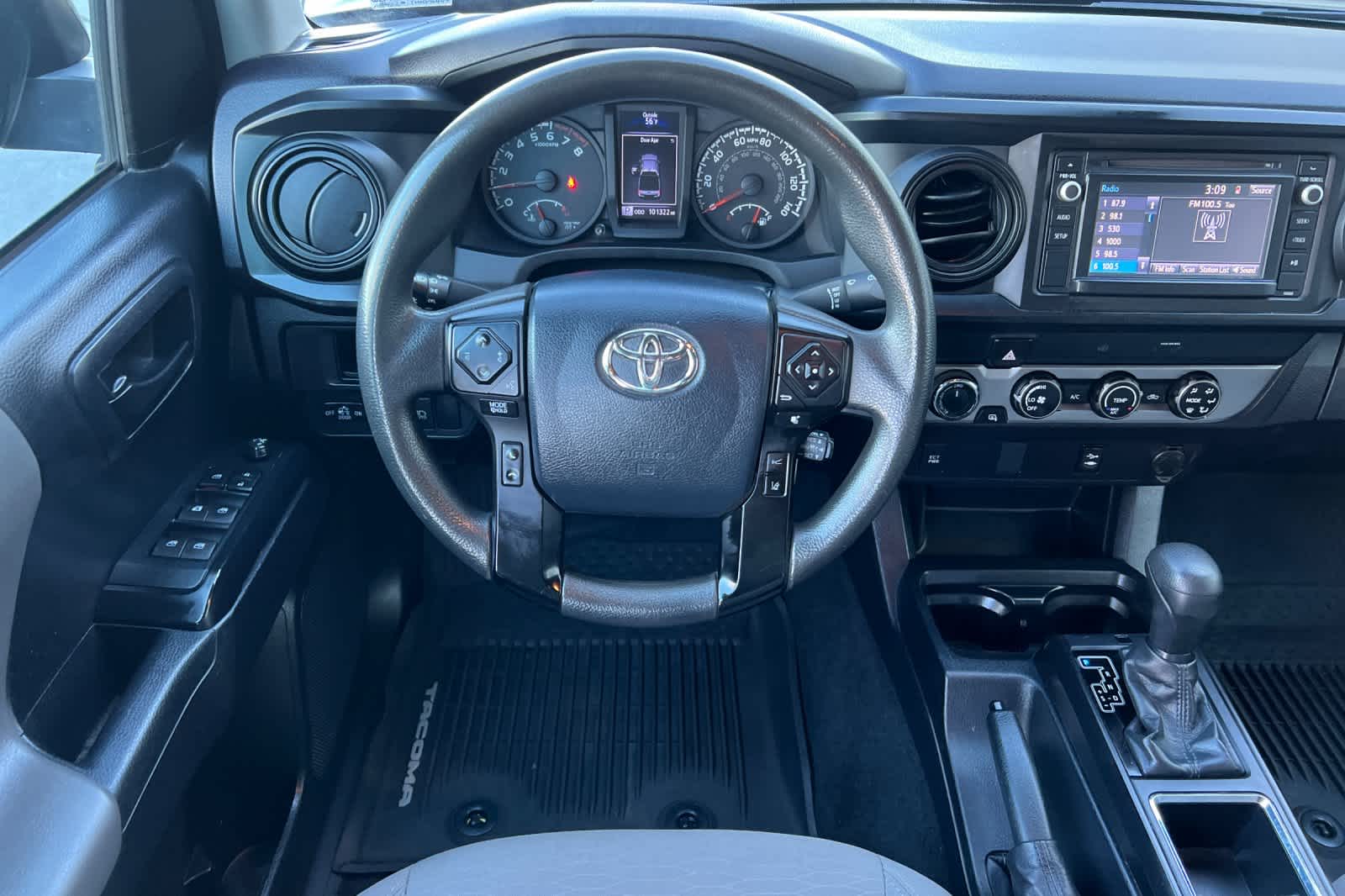 Thumbnail: 2019 Toyota Tacoma - 14
