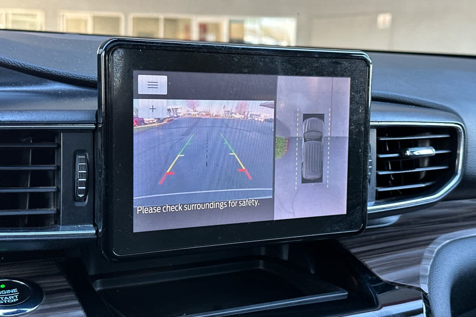 Thumbnail: 2021 Ford Explorer - 23