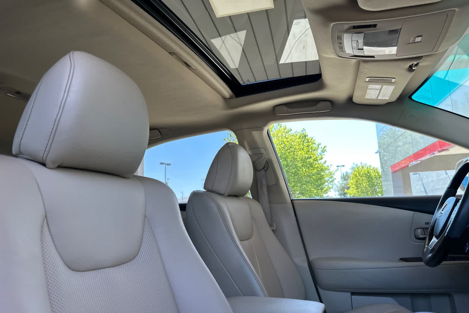 Thumbnail: 2013 Lexus RX - 18