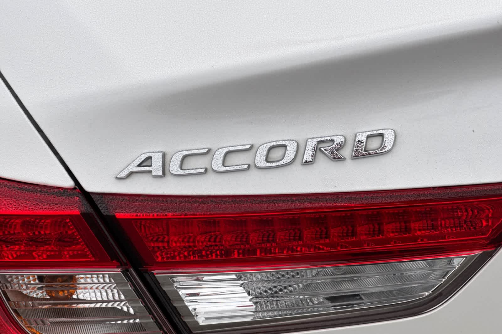 Thumbnail: 2018 Honda Accord - 31