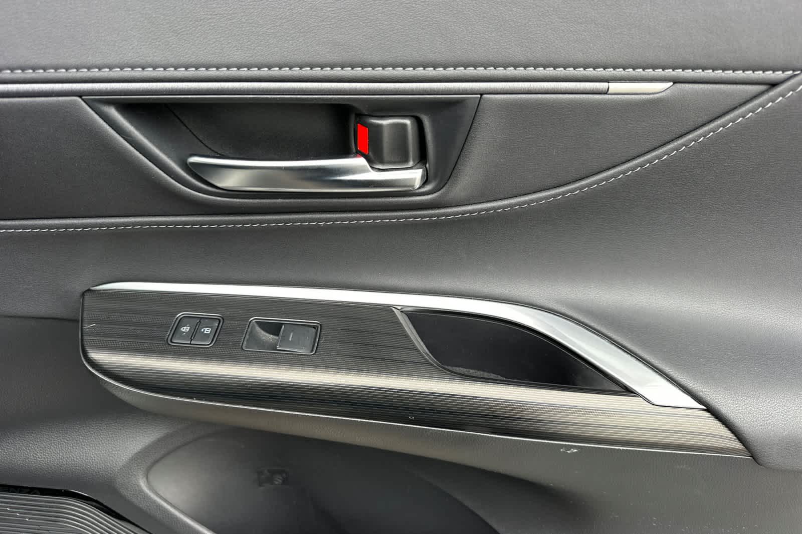 Thumbnail: 2024 Toyota Venza - 19