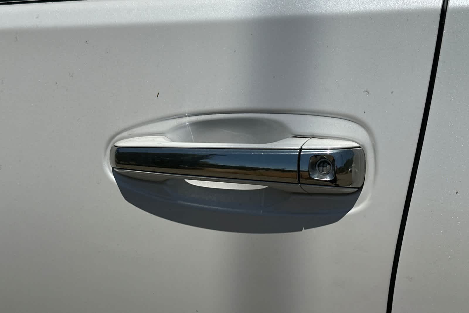 Thumbnail: 2016 Lexus GX - 19