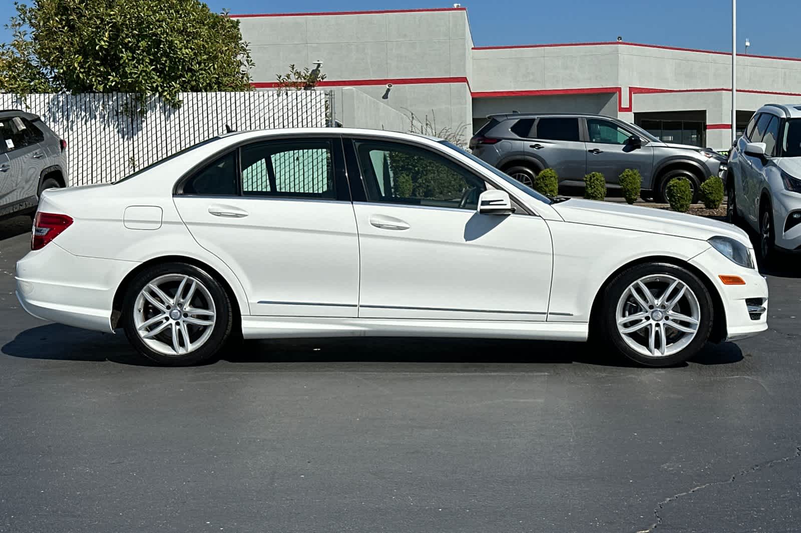 Thumbnail: 2014 Mercedes-Benz C-Class - 6