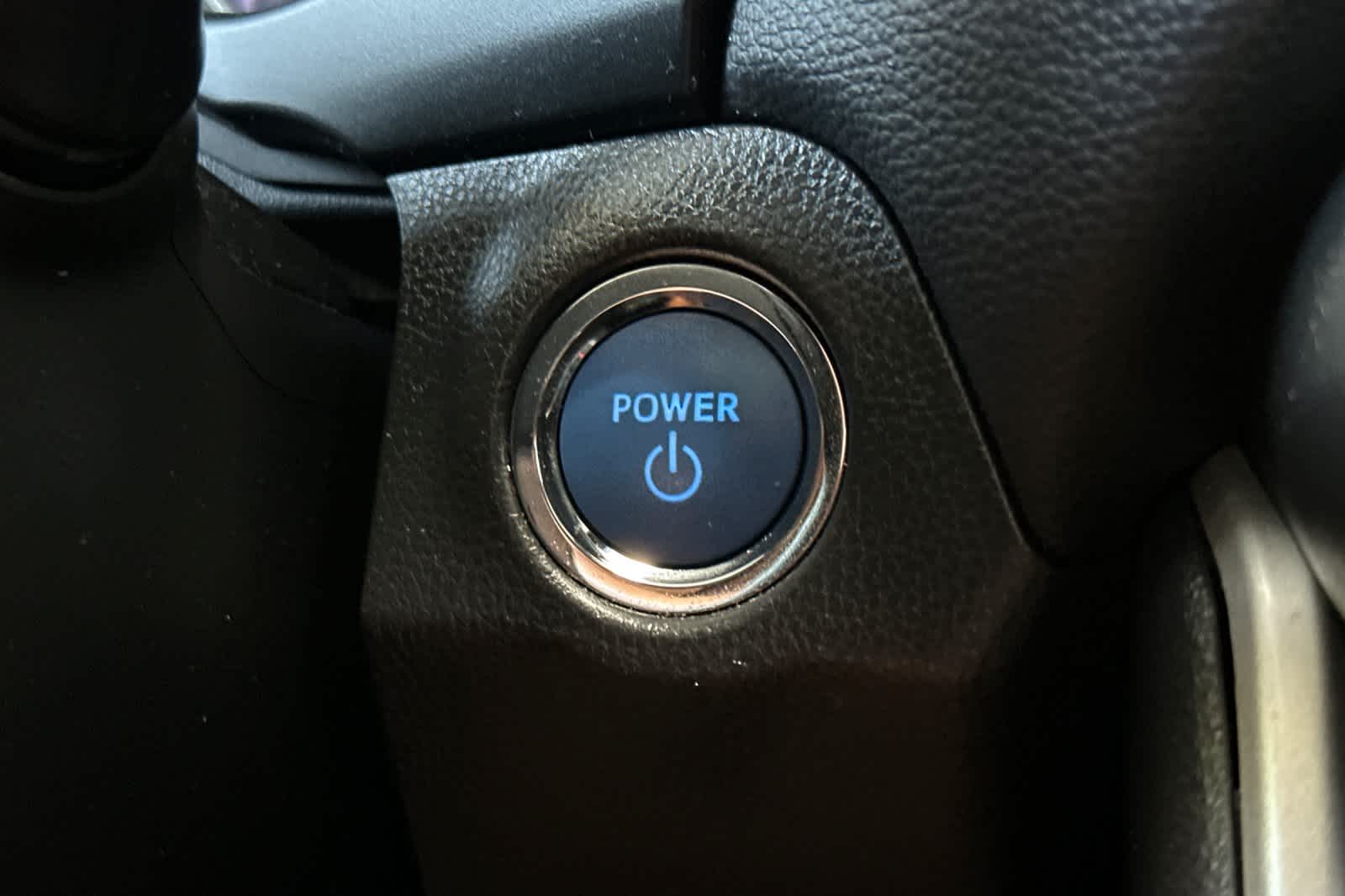 Thumbnail: 2021 Toyota RAV4 - 24