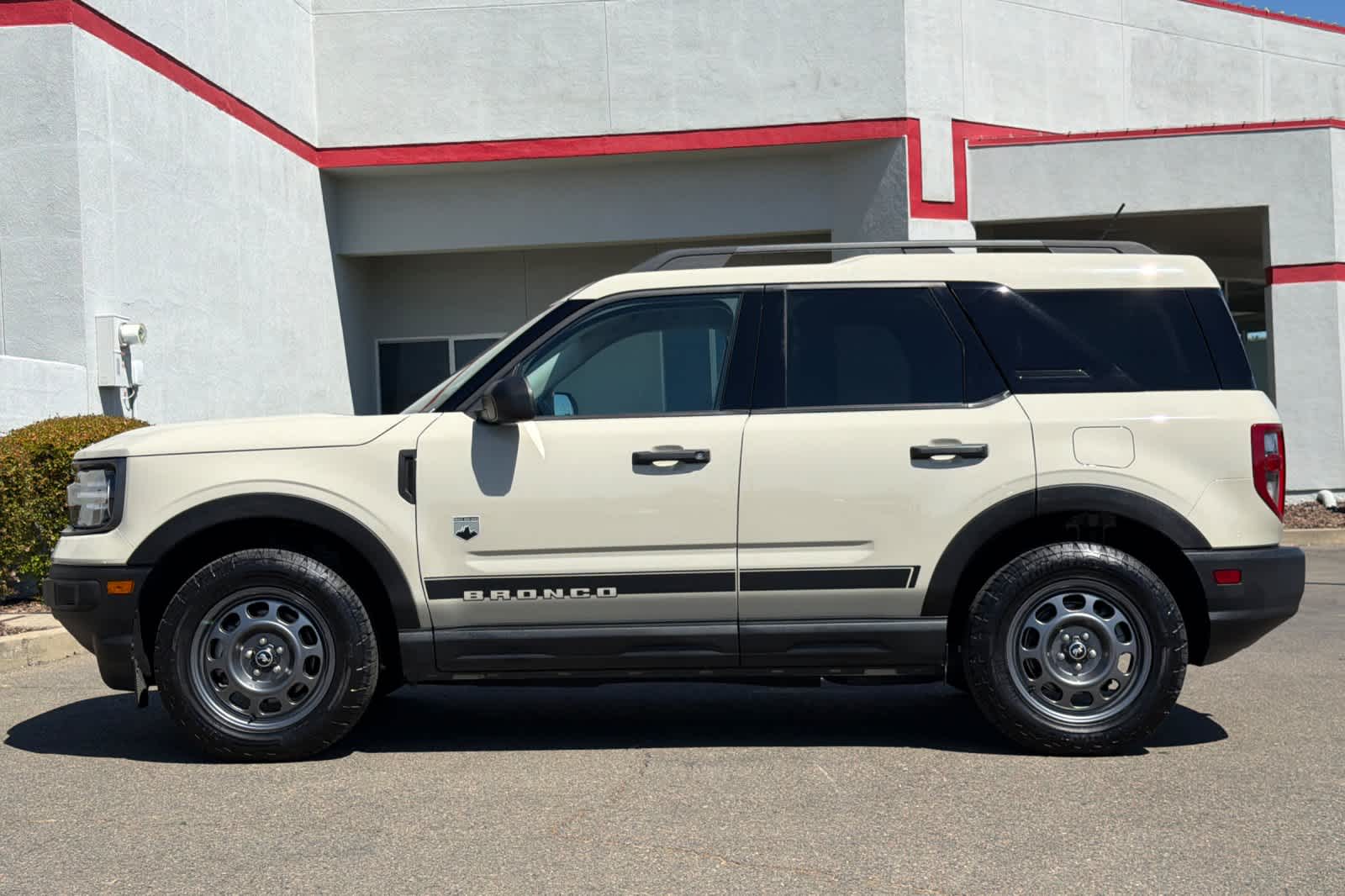 Thumbnail: 2024 Ford Bronco Sport - 8