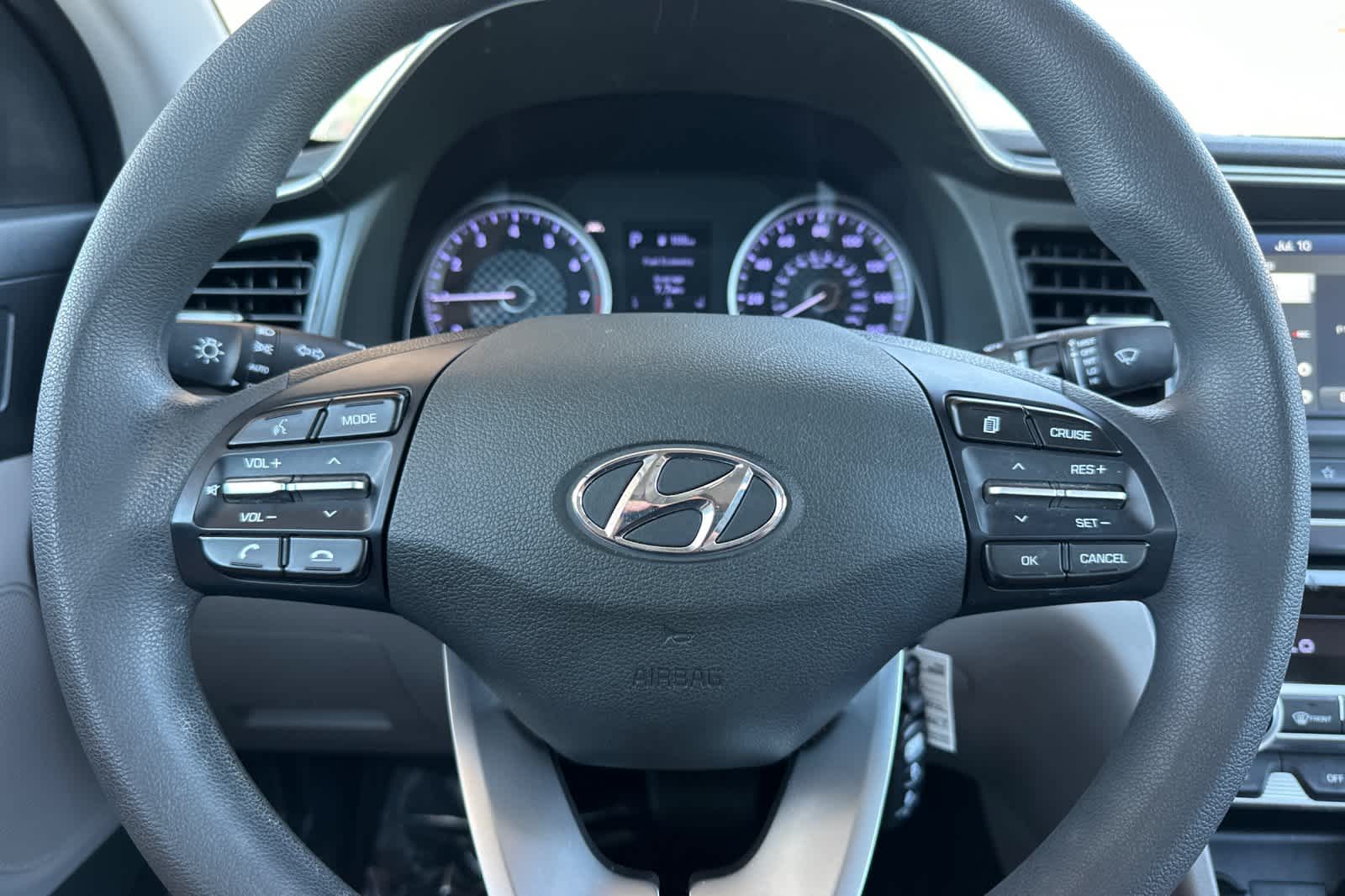 Thumbnail: 2020 Hyundai Elantra - 22