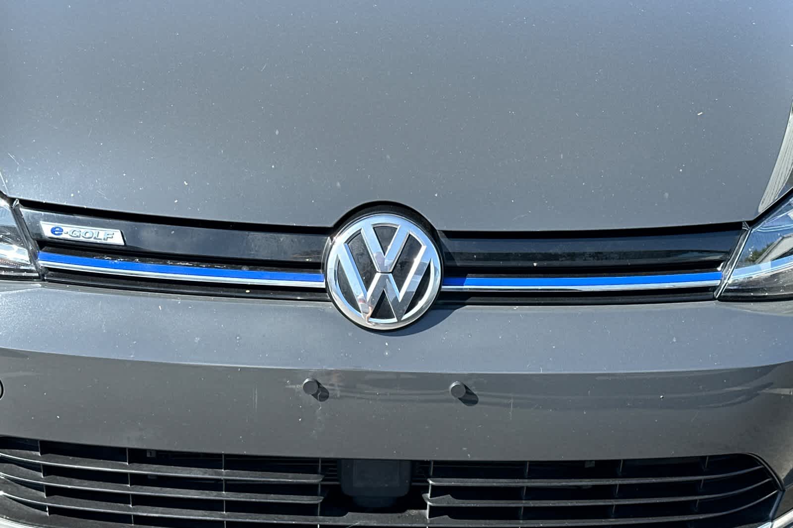 Thumbnail: 2019 Volkswagen e-Golf - 10