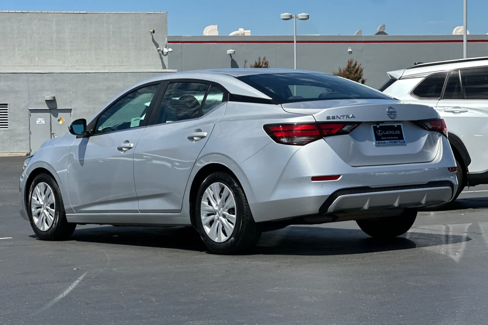 Thumbnail: 2021 Nissan Sentra - 7