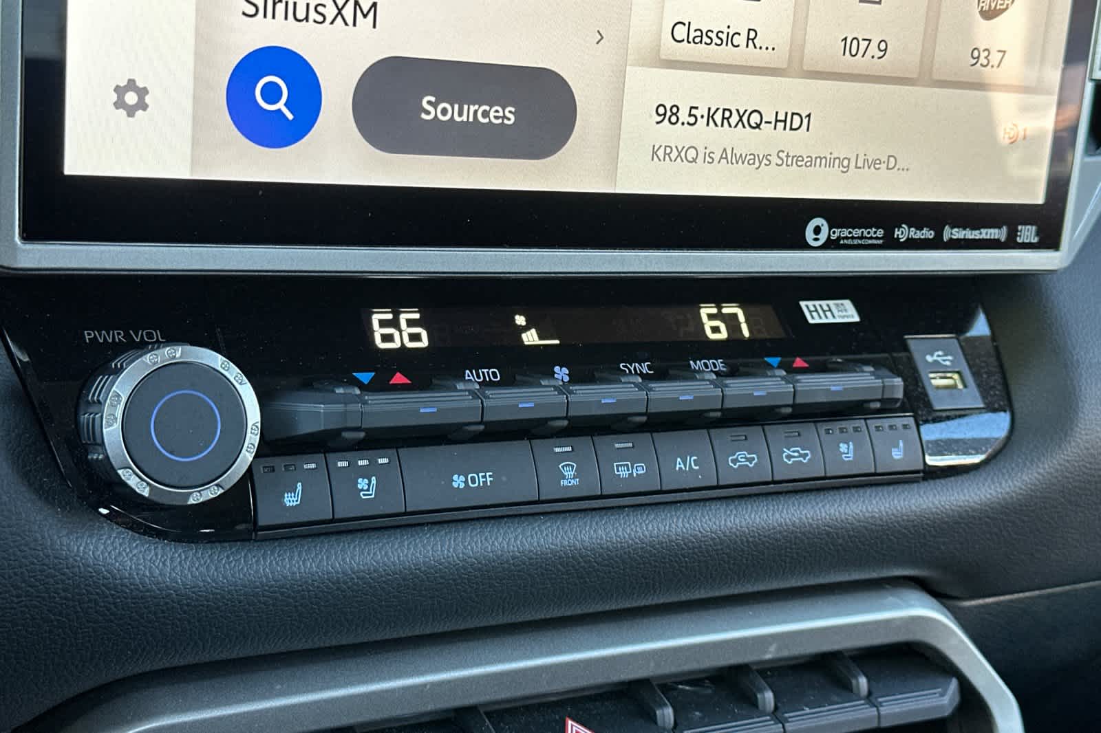 Thumbnail: 2024 Toyota Tundra - 20