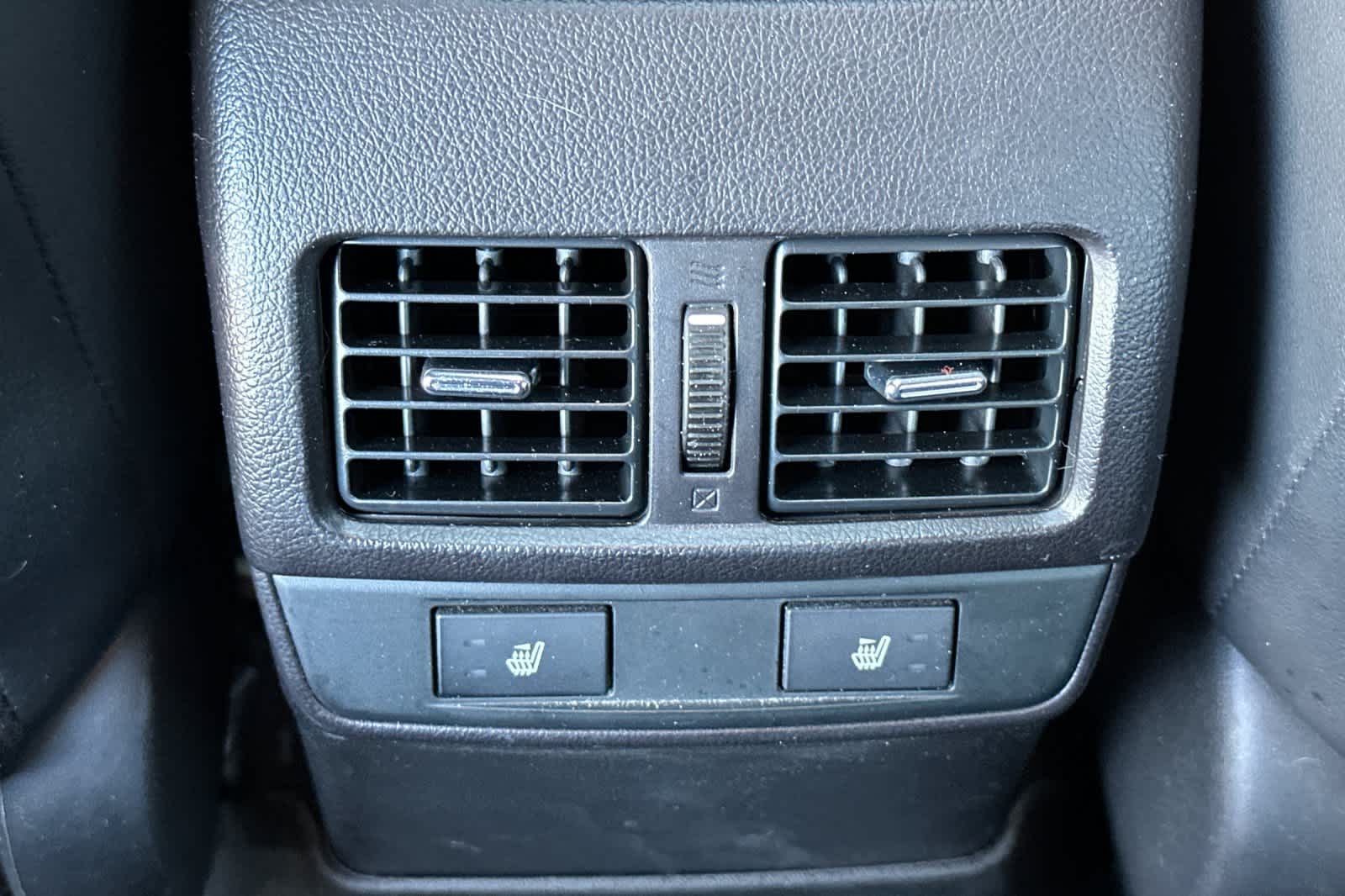 Thumbnail: 2016 Subaru Outback - 14