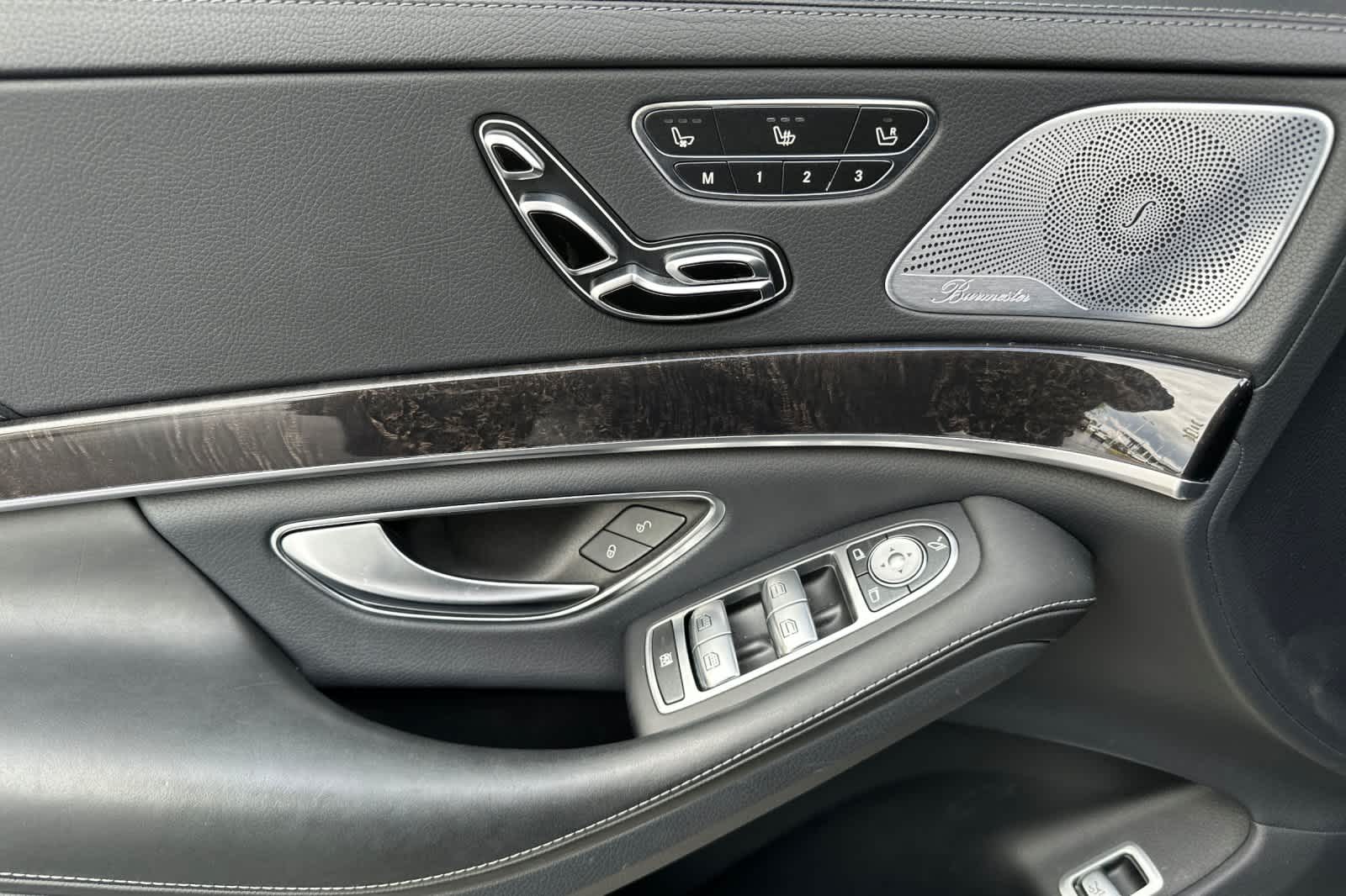 Thumbnail: 2019 Mercedes-Benz S-Class - 12