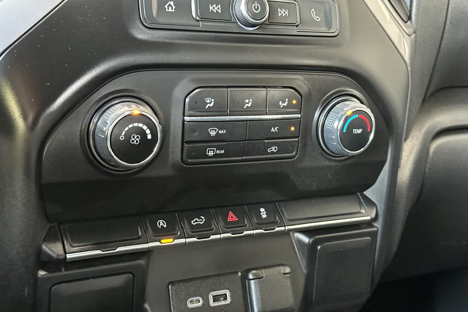 Thumbnail: 2022 Chevrolet Silverado 1500 - 21