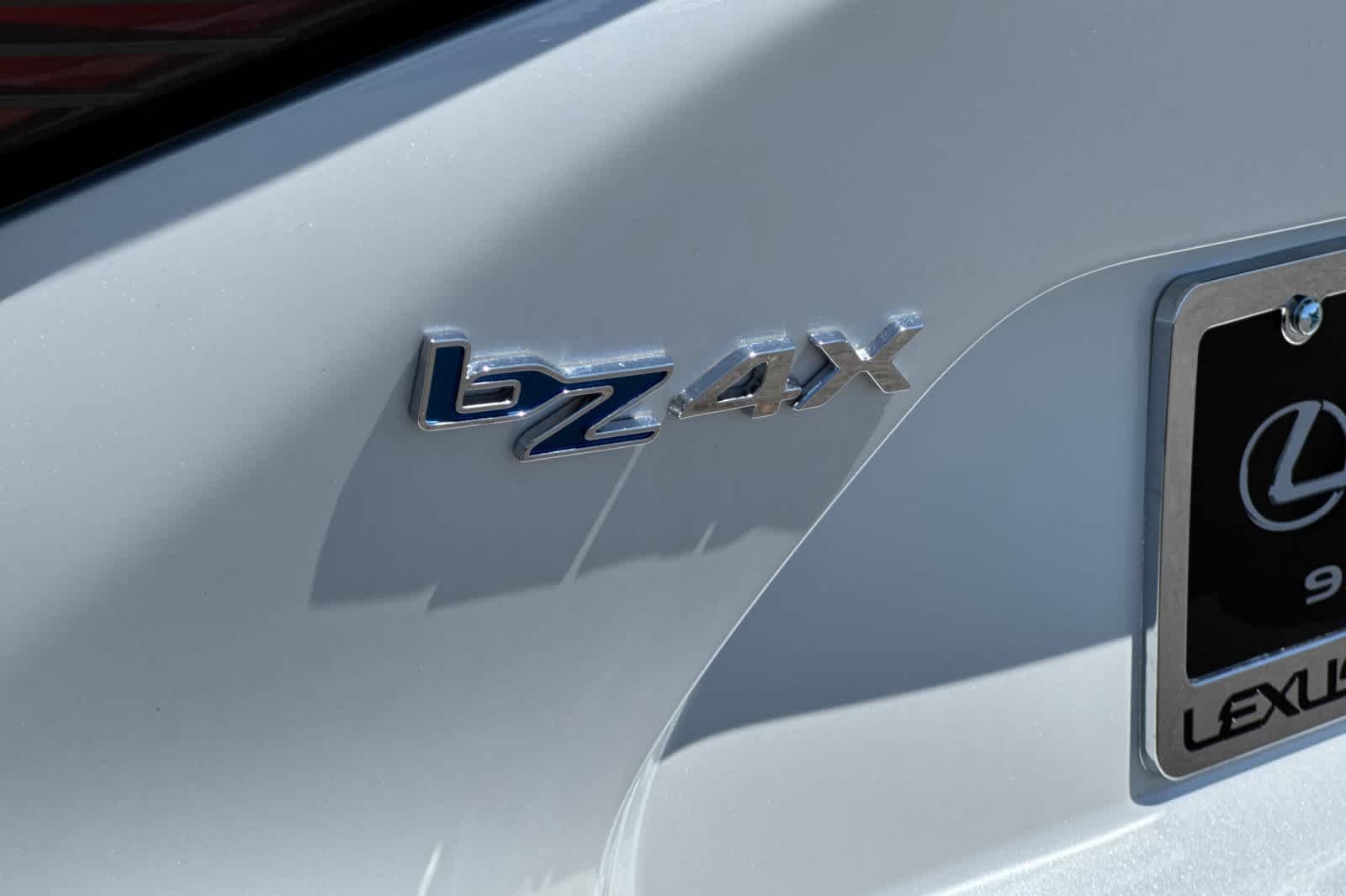 Thumbnail: 2024 Toyota bZ4X - 34