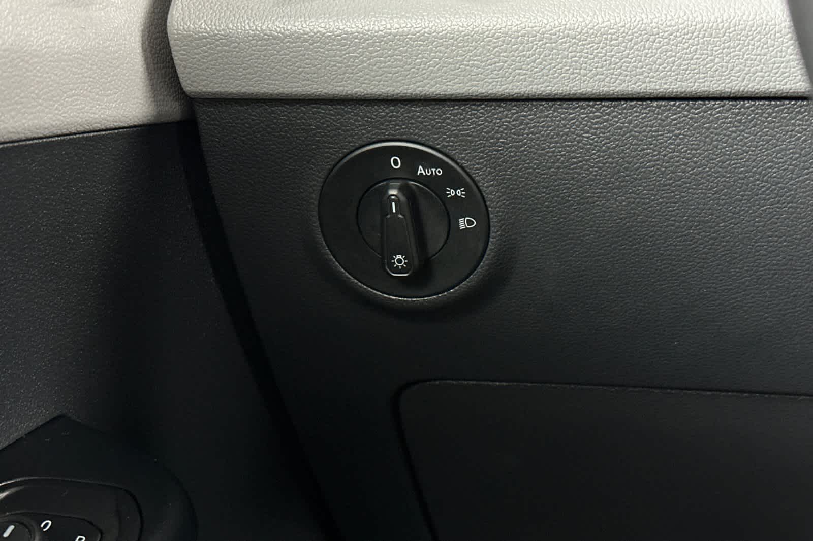 Thumbnail: 2024 Volkswagen Taos - 29