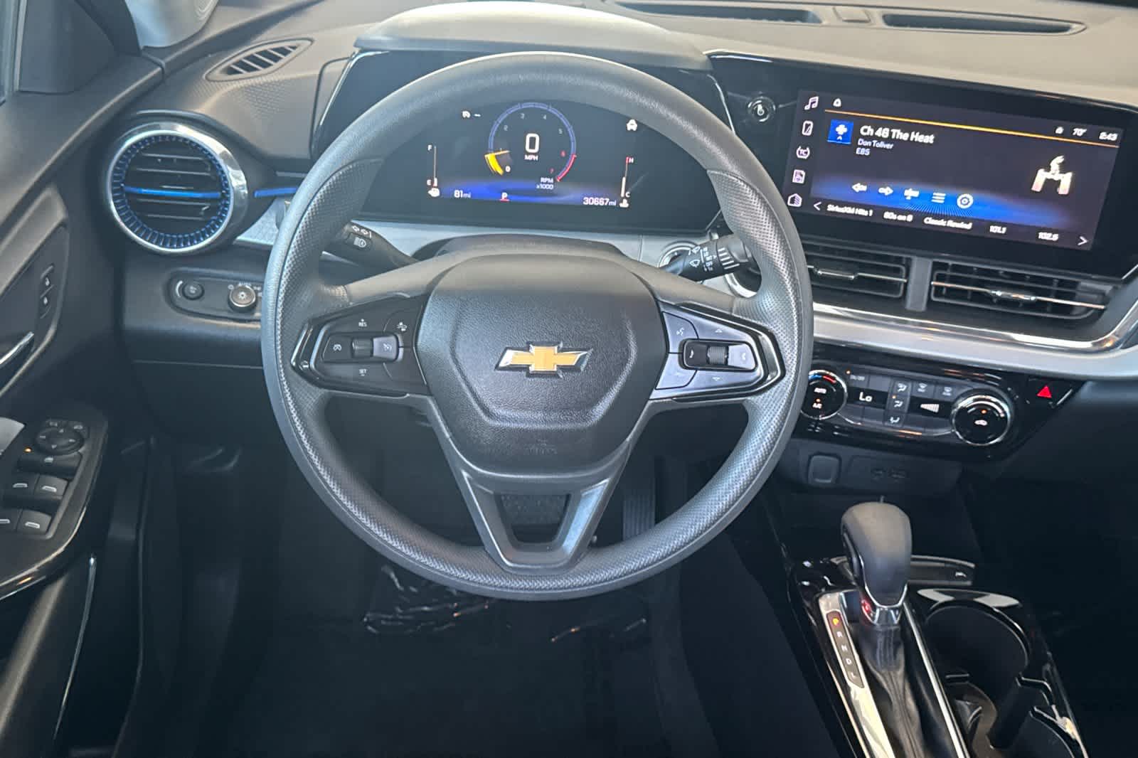 Thumbnail: 2025 Chevrolet Trax - 14