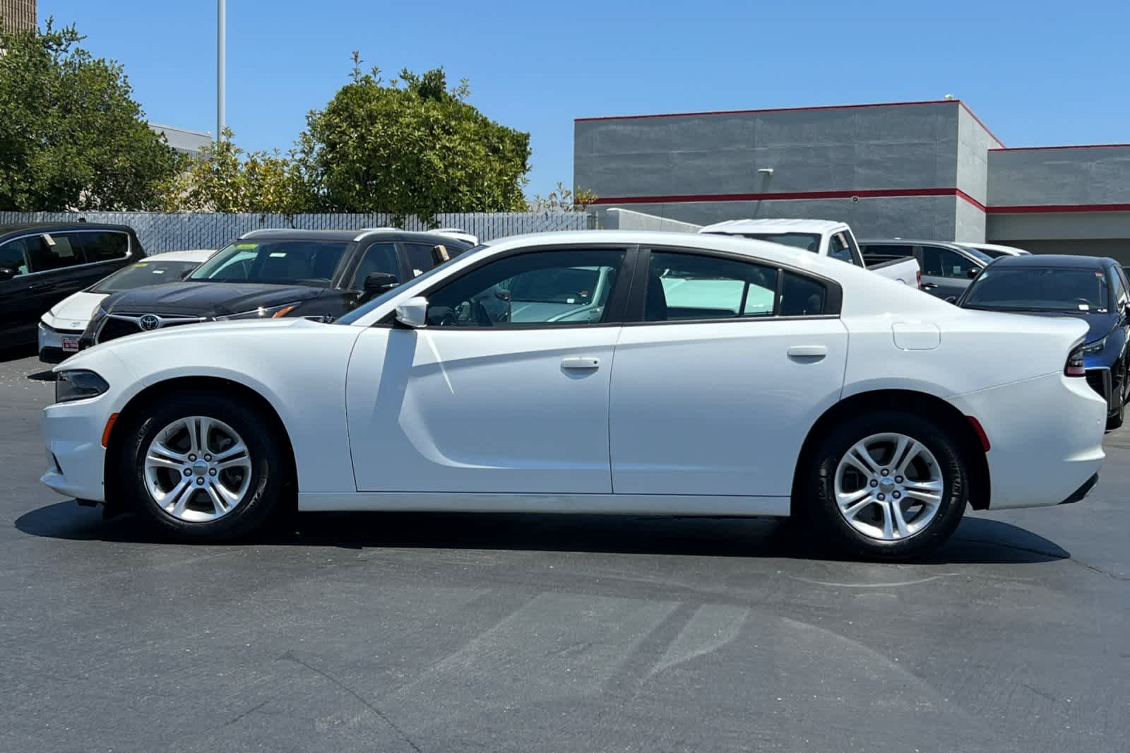 Thumbnail: 2019 Dodge Charger - 9