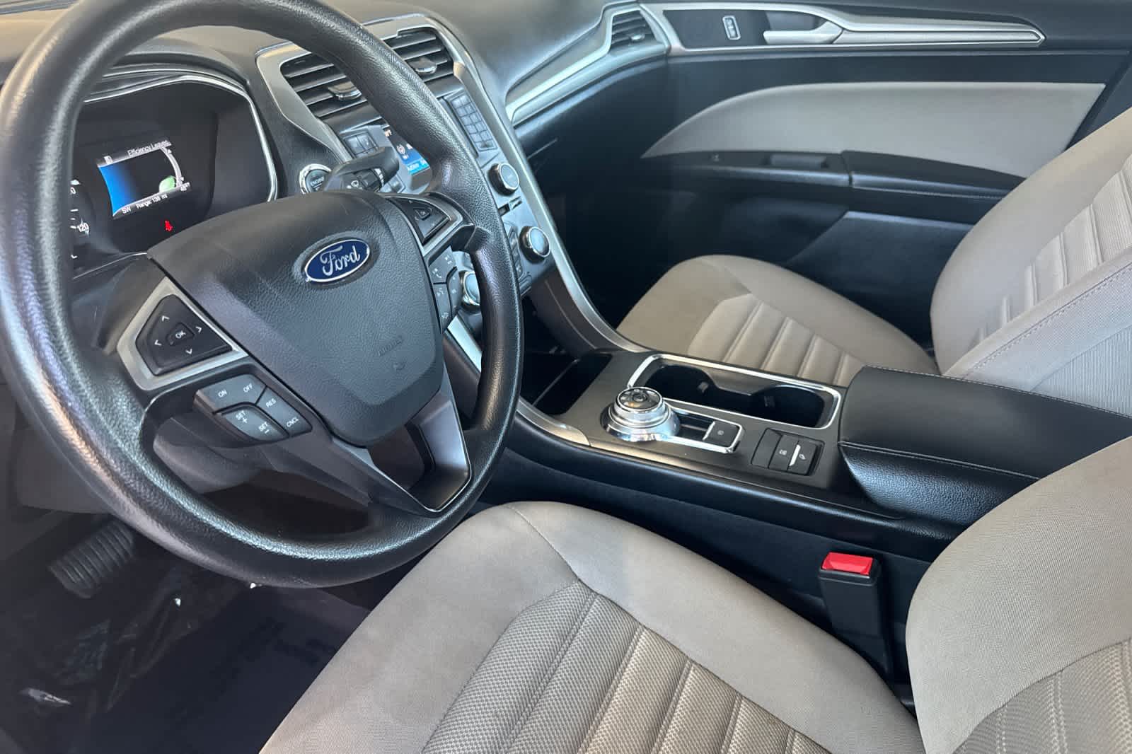 Thumbnail: 2018 Ford Fusion - 11