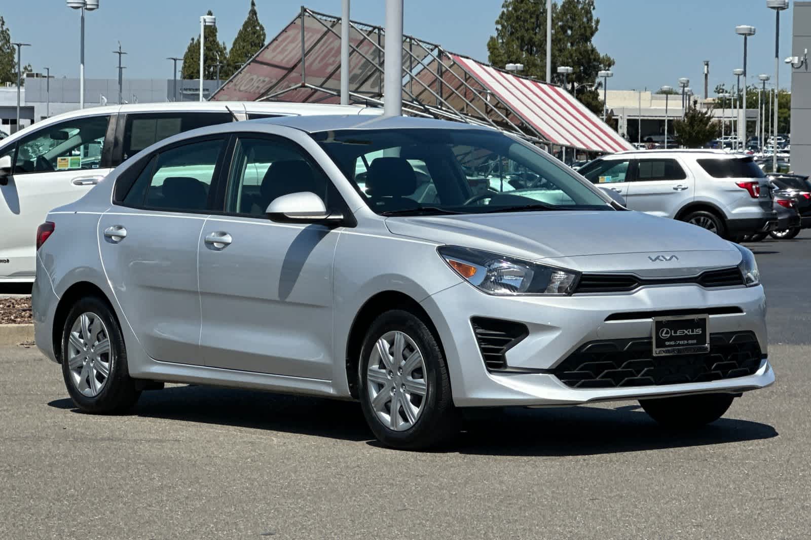 Thumbnail: 2022 Kia Rio - 5