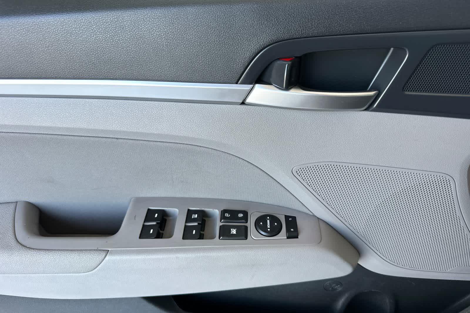 2020 Hyundai Elantra SEL 12