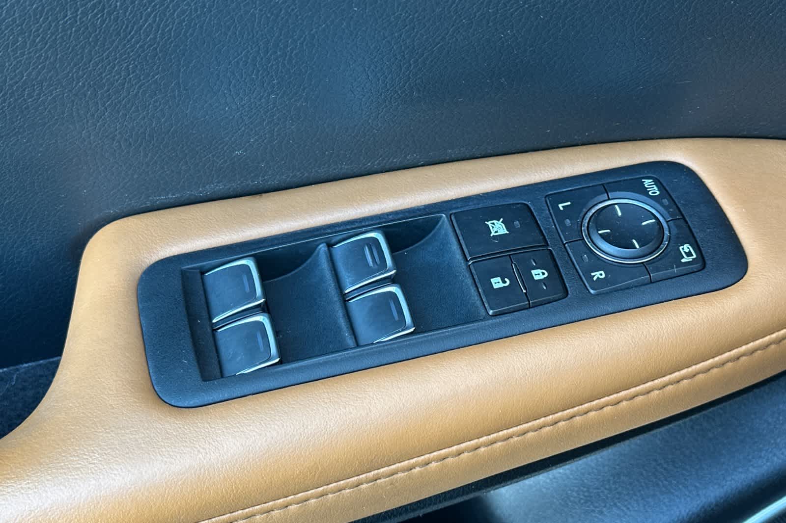 Thumbnail: 2022 Lexus RX - 13