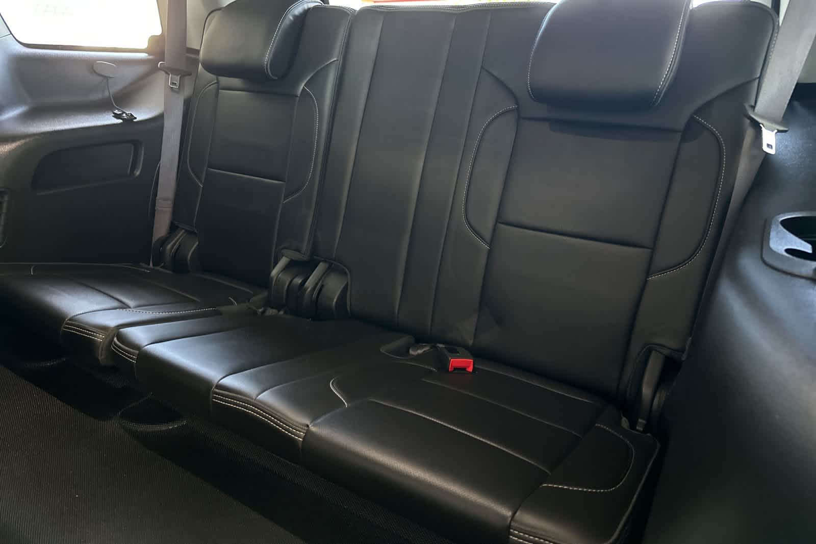 Thumbnail: 2015 GMC Yukon - 16
