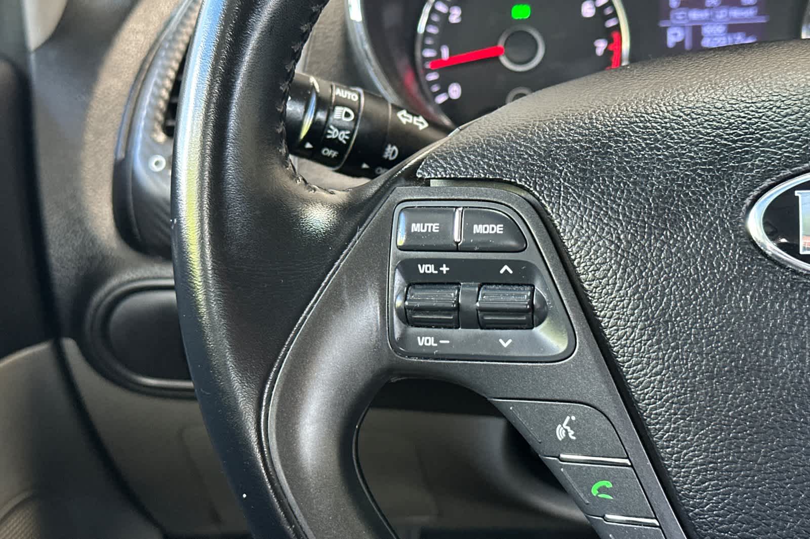 Thumbnail: 2014 Kia Forte - 23