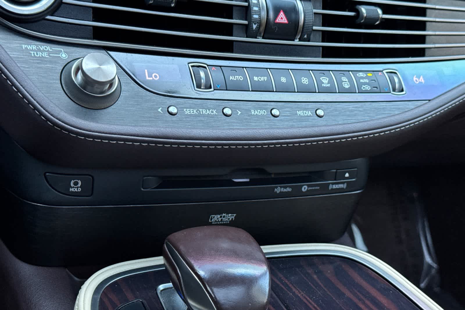 Thumbnail: 2019 Lexus LS - 22