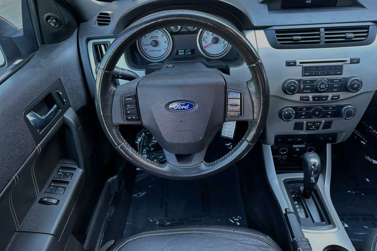 2009 Ford Focus SEL 14