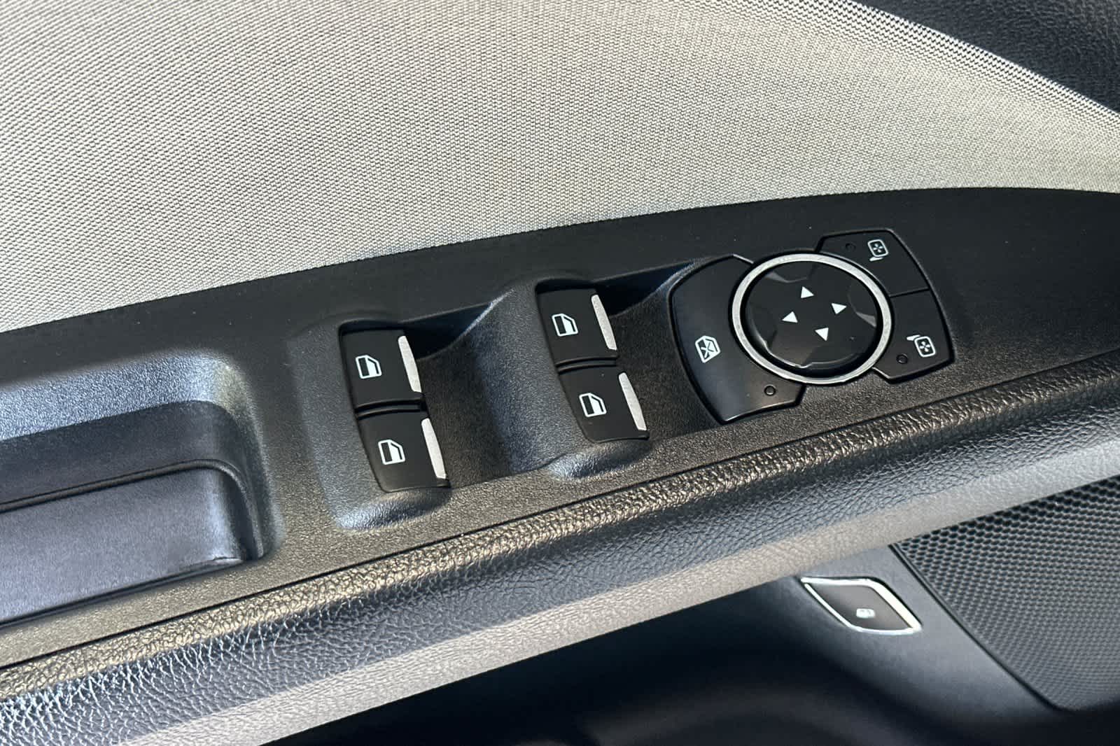 Thumbnail: 2018 Ford Fusion - 13