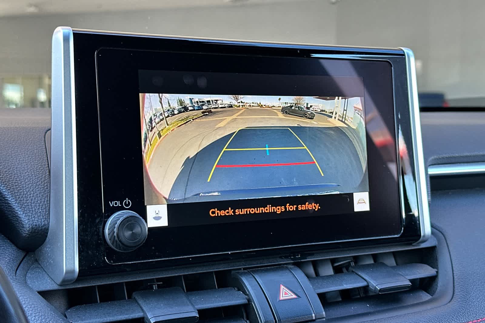 Thumbnail: 2023 Toyota RAV4 - 21