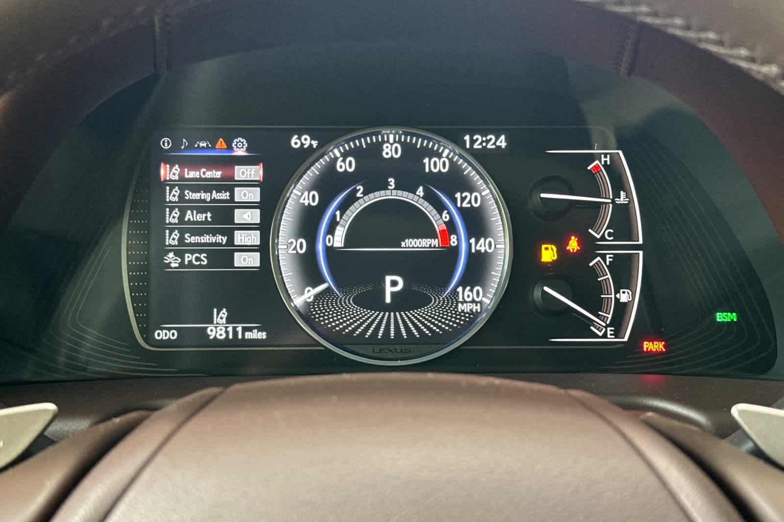 Thumbnail: 2021 Lexus ES - 27