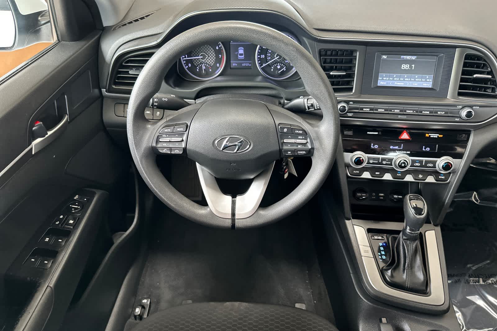 Thumbnail: 2020 Hyundai Elantra - 14