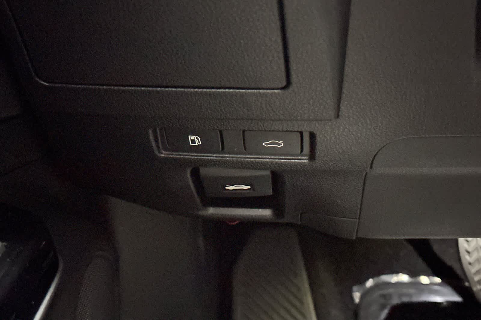 Thumbnail: 2023 Lexus ES - 29