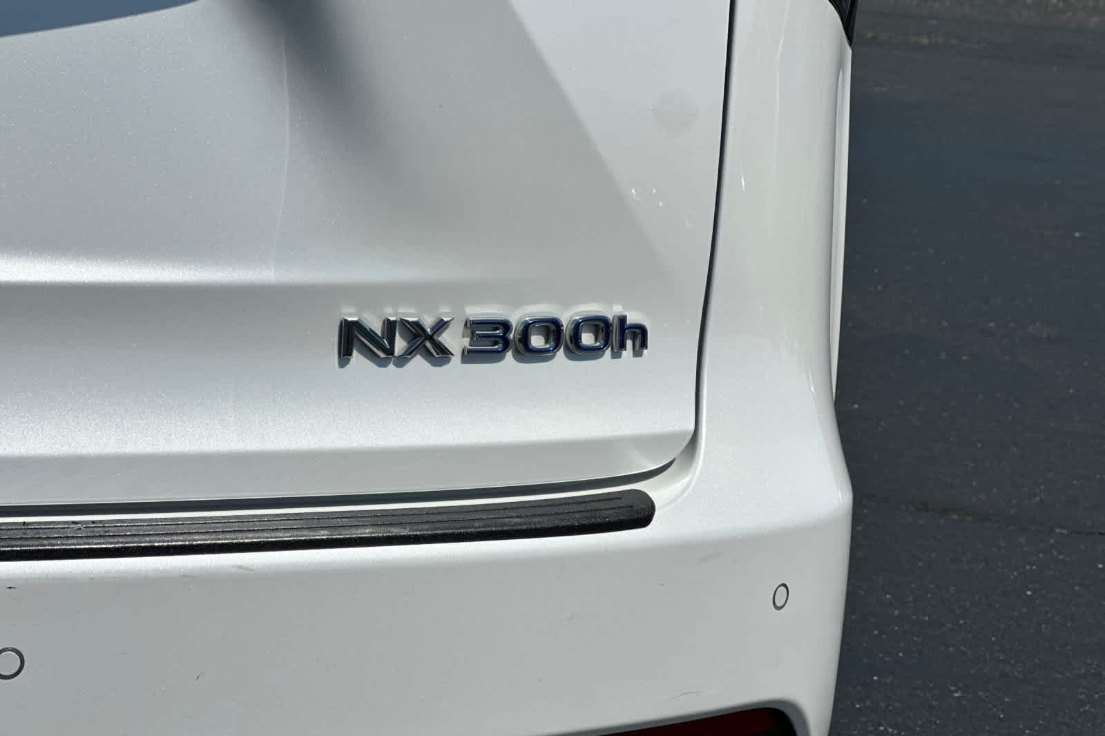 Thumbnail: 2016 Lexus NX - 32